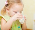 Щодо доцільності застосування кисломолочних продуктів у харчуванні дітей грудного віку